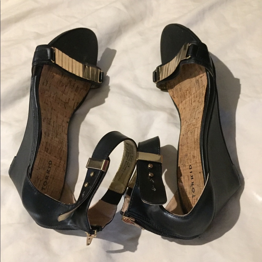 Torrid wedge sandals